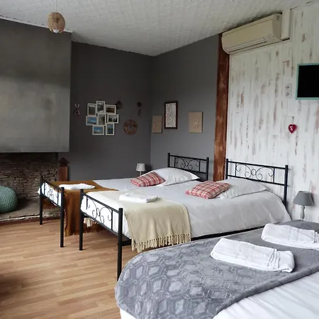 Logis Hotel Restaurant La Borie Hotel 4*