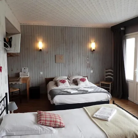 Hotel Logis Restaurant La Borie 2*