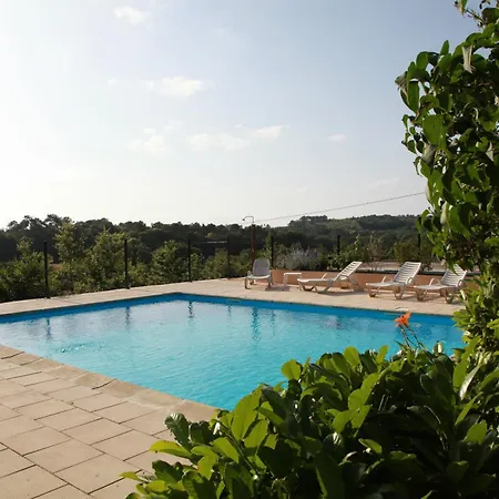 Logis Restaurant La Borie 2* Saint-Genies