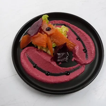Logis Restaurant La Borie Отель Saint-Genies