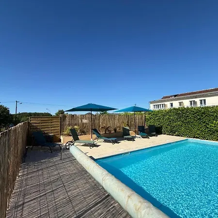 Otel Logis Restaurant La Borie 2*