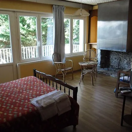 Logis Hotel Restaurant La Borie Hotel 4*
