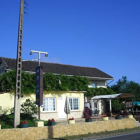 Hotel Logis Hotel Restaurant La Borie Saint-Genies