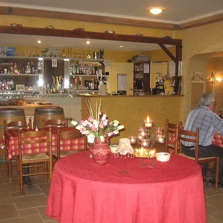 Logis Hotel Restaurant La Borie 4* Saint-Genies